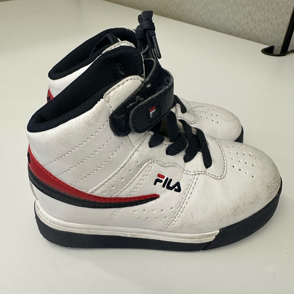 Fila boys shoes size 10